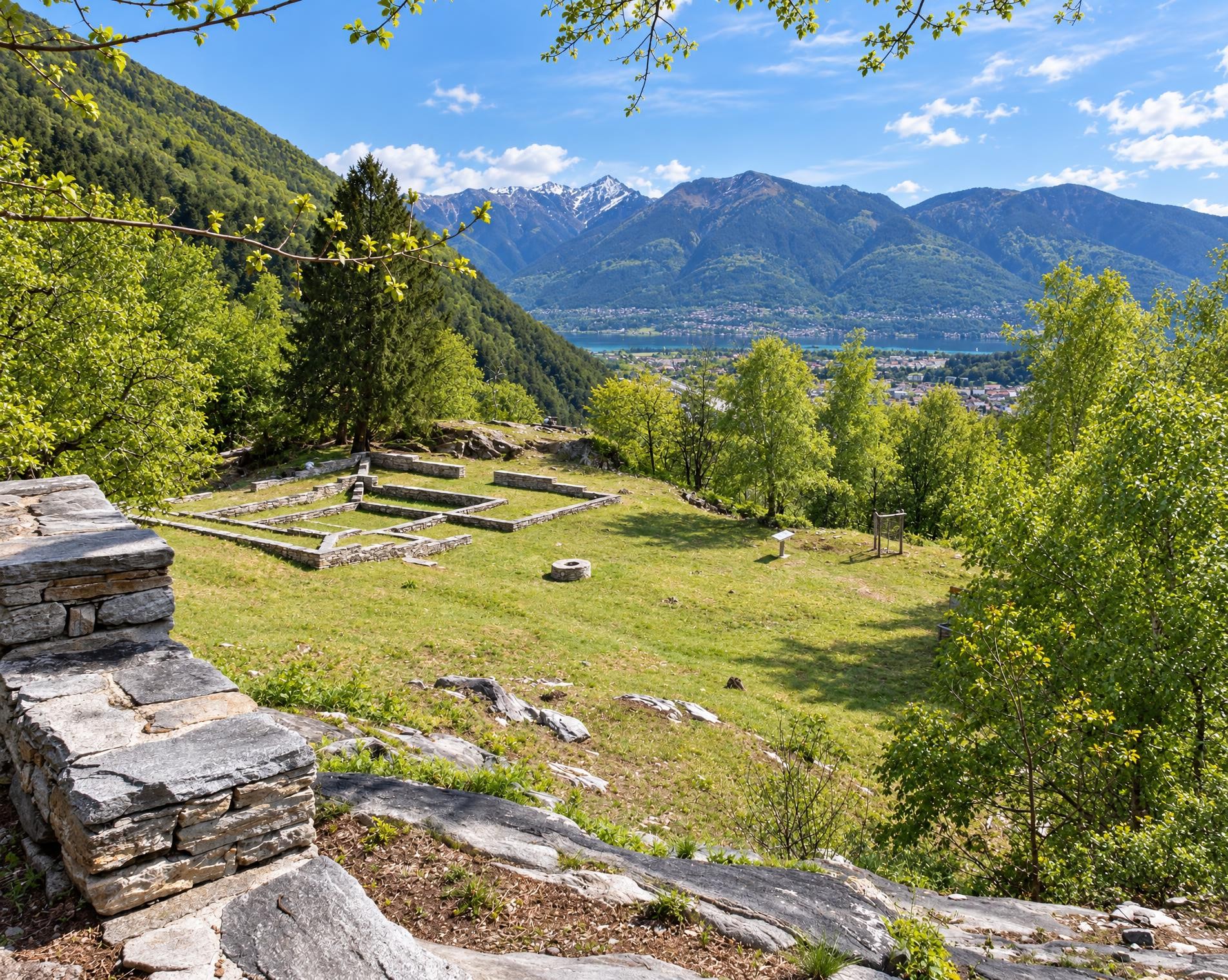 Giro delle Rovine del Castelliere
