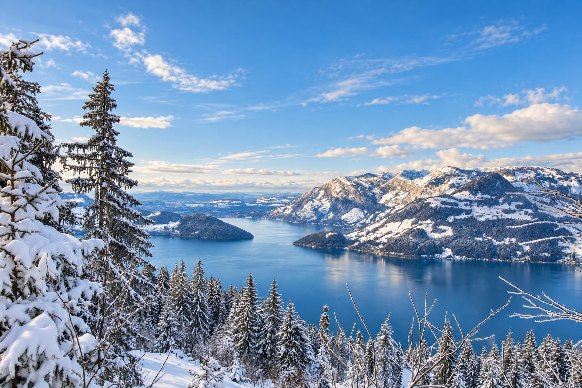 Schattigenstock Snowshoe Tour
